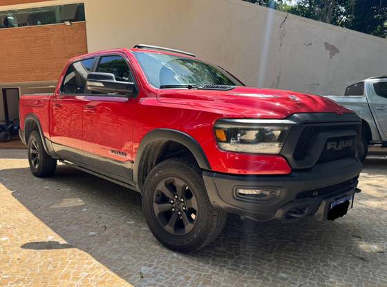 RAM 1500 5.7 V8 GASOLINA REBEL CD 4X4 AUTOMÁTICO